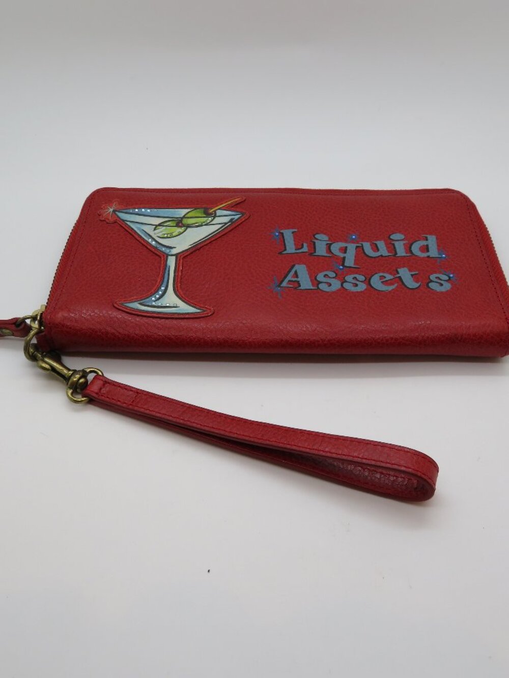 Isabella Fiore Red Leather Zip Wallet Wristlet – Liquid Assets Martini
